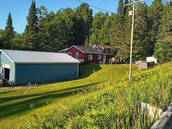 2nd image of 1064 Thumb Lake Rd