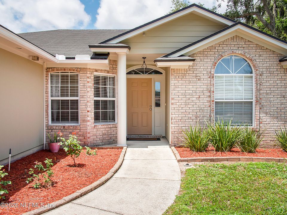 1st image of 1202 DORWINION Drive