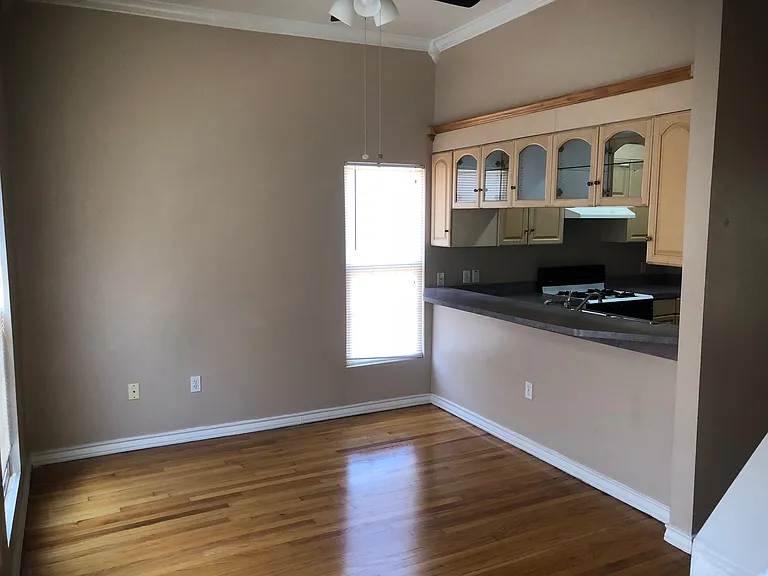 4122 Drake St — Photo 29