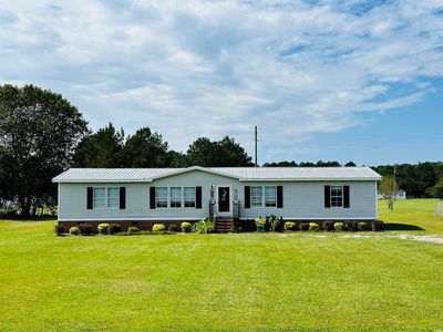 2067 Willow Creek Rd, Effingham, SC, 29541