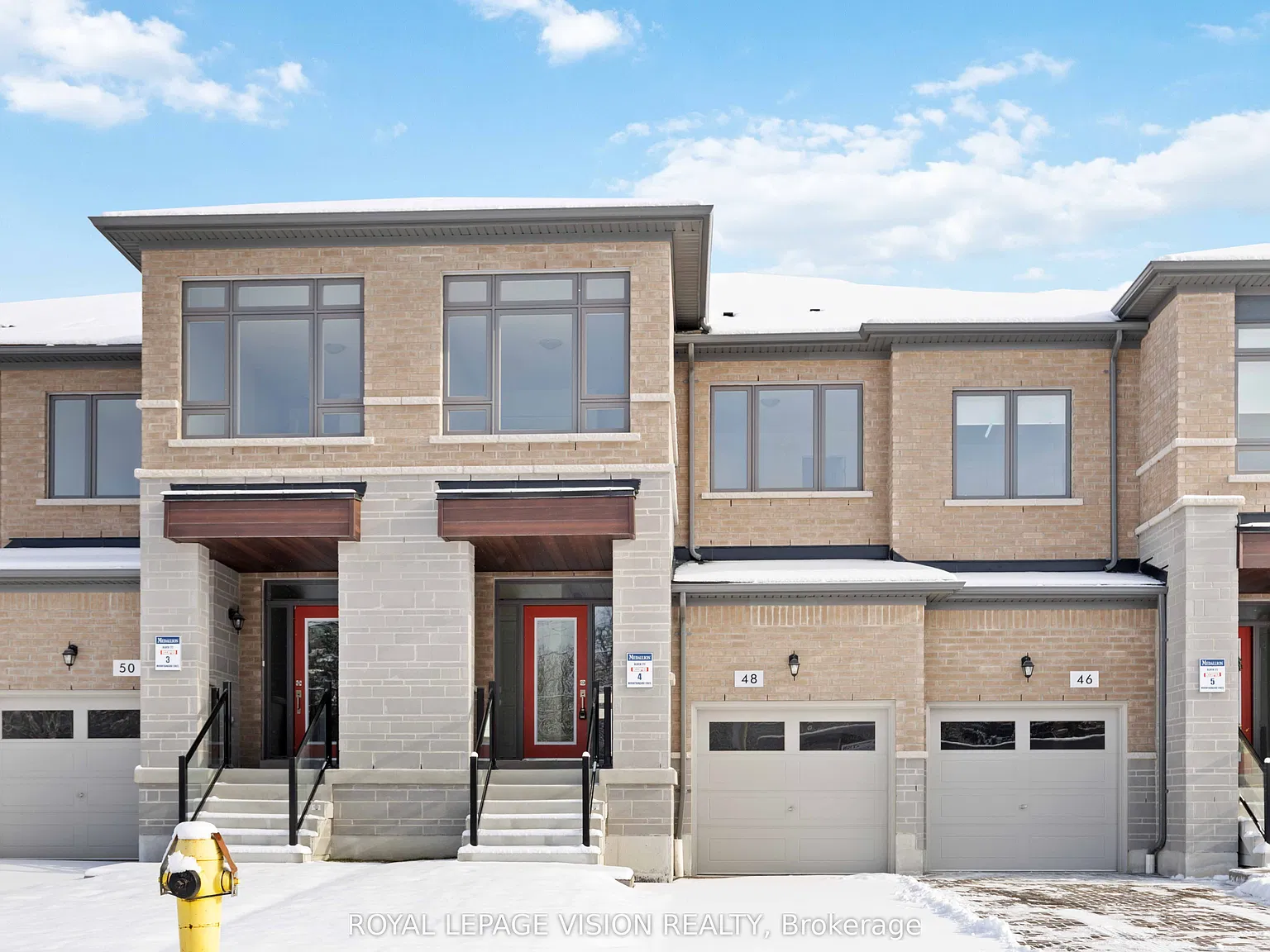 4 bed, $3,500 — Photo 1