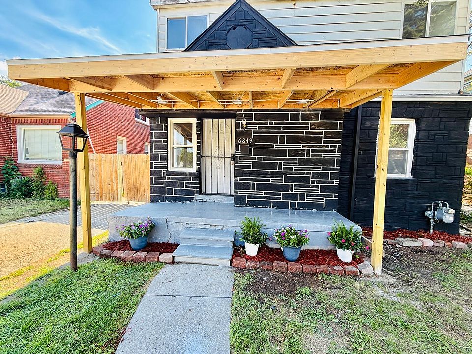 1st image of 6849 Rosemont Ave