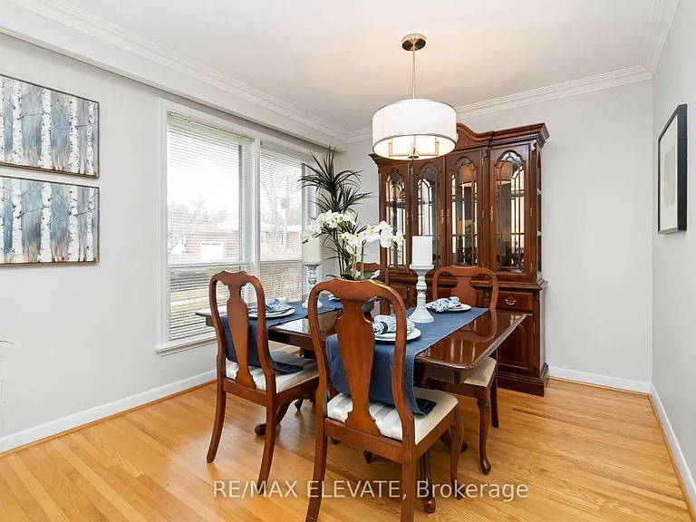 56 Amberdale Dr — Photo 5