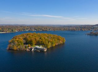 1 Potter Rd, Mahopac, NY 10541