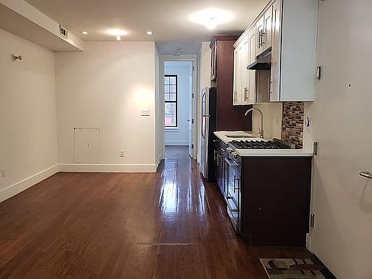 4th image of 315 Rogers Ave #2