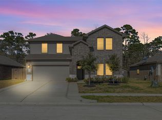 430 Kickapoo Dr, Anahuac, TX 77514