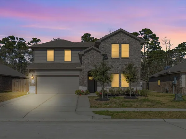 430 Kickapoo Dr, Anahuac, TX 77514