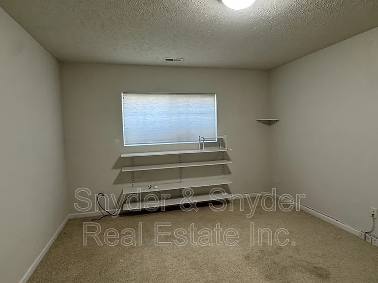 393 Caleb Dr #1 — Photo 27