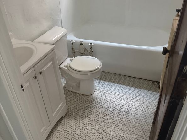 1110 W Sylvania Ave #5