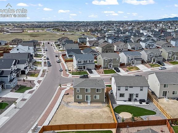 4th image of 13482 Valley Peak Dr