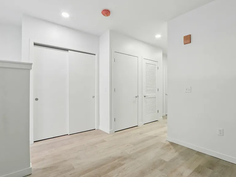 Studio Apartment Home