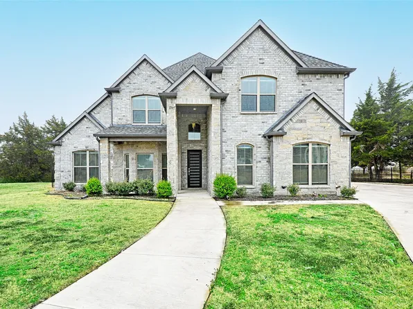 1703 Westchester Dr, Ennis, TX 75119