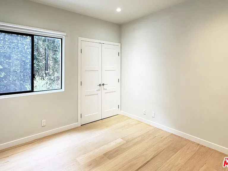 1021 Westmount Dr #102 — Photo 25