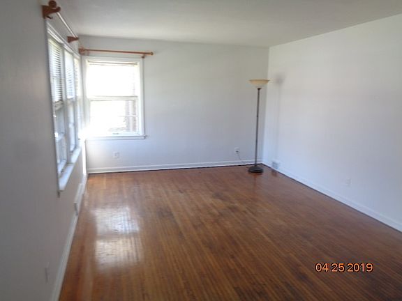 4th image of 1316 James Ave