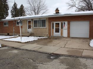 103 N Mason St, Bensenville, IL 60106