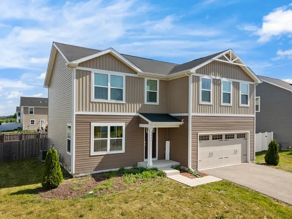552 Dawns End, Hampshire, IL 60140