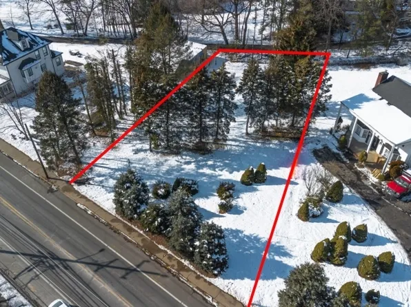 403 High Mountain Rd, North Haledon Boro, NJ 07508