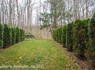 20426 Meadow Pond Pl, Gaithersburg, MD 20886