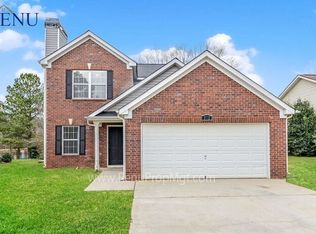 372 Jasmine Dr, Locust Grove, GA 30248