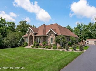 101 French Manor Rd, South Abington Township, PA 18411