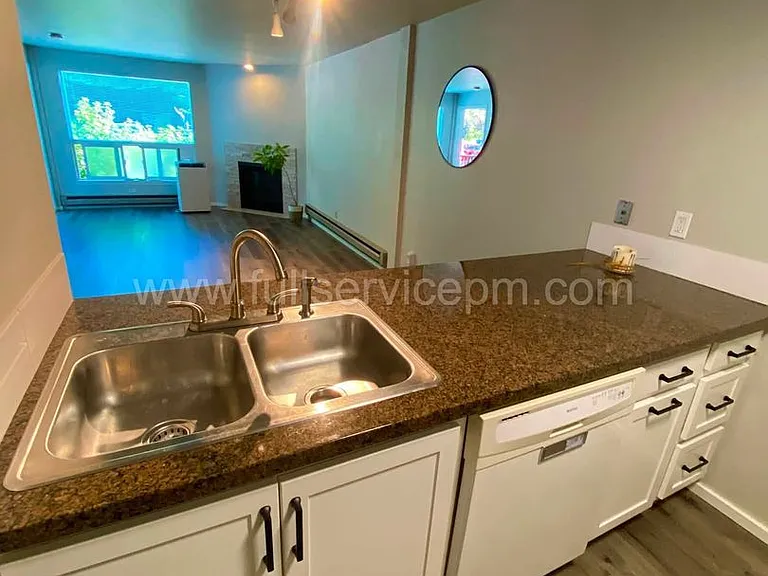 9416 1st Ave NE #108 — Photo 21