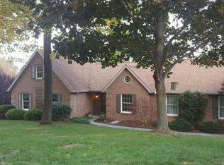 2251 Oak Tree Dr NW, Dover, OH 44622