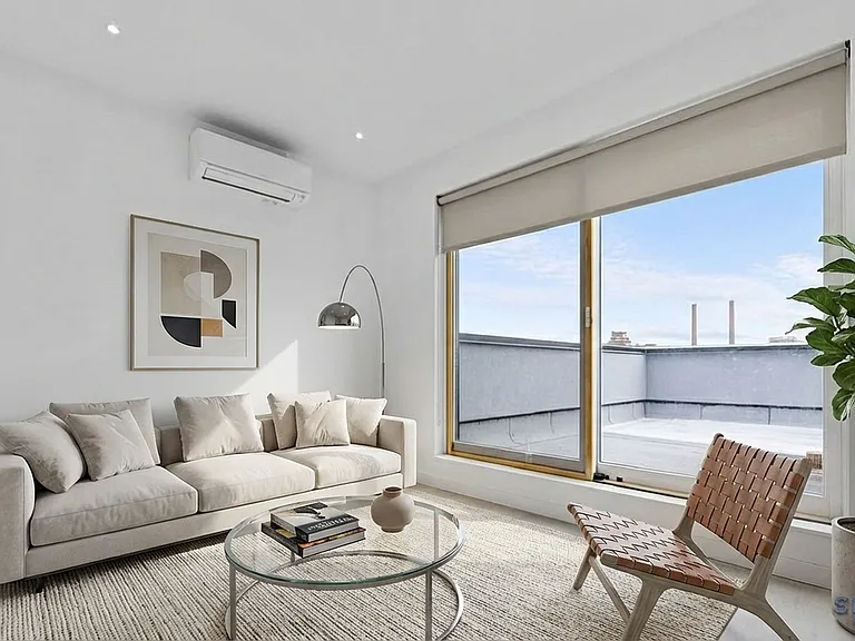 478 Maple St #4C — Photo 3