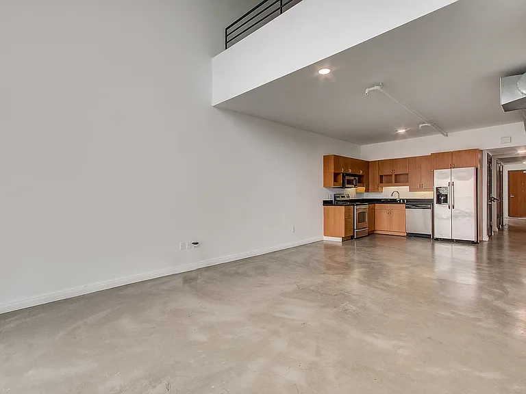 Packard Lofts — Photo 64