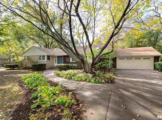 1110 Coffelt Ave, Bettendorf, IA