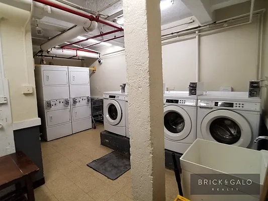 Rented by BRICK & GALO REALTY CORP | media 32