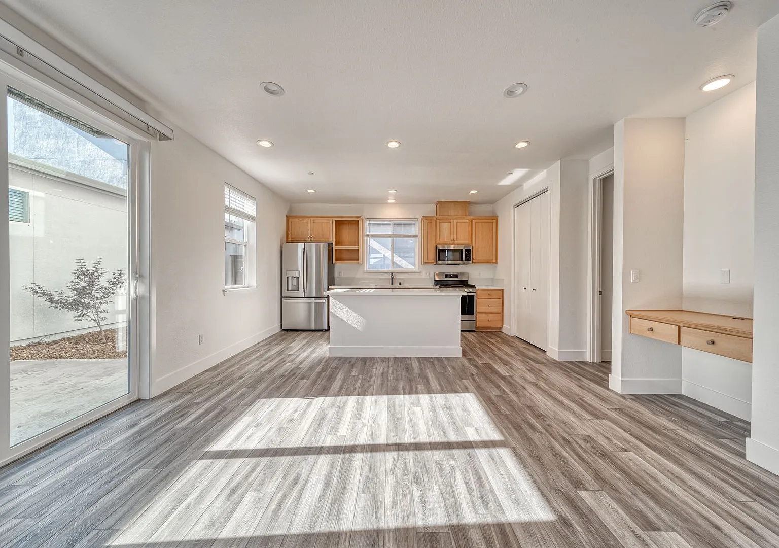 3 Bed / 2.5 Bath Home with 2 Car Garage + Yard Available Sept. 21st — Photo 3