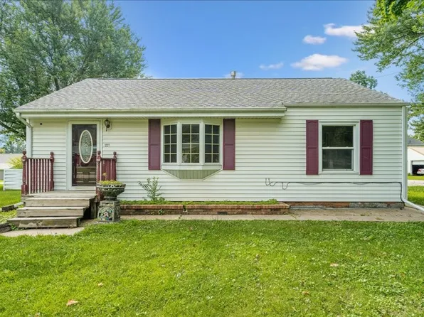1227 2nd St, Cedar Rapids, IA 52403