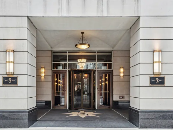 (undisclosed Address), Chicago, IL 60611