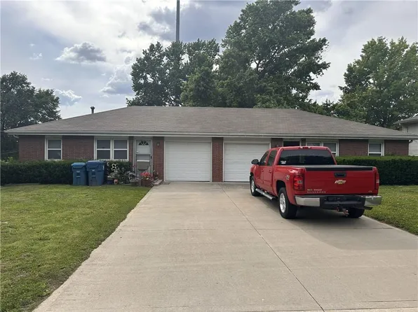 202/204 S Sterling Ave, Independence, MO 64054
