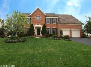 12705 Hunt Manor Ct, Fairfax, VA 22033