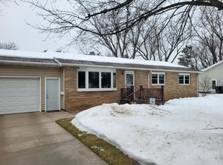 917 W Adler Rd, Marshfield, WI 54449