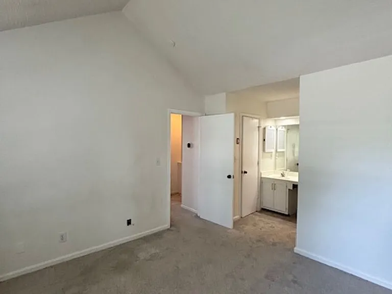 4657 Shallowford Cir — Photo 21
