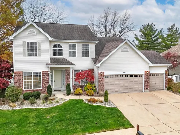 3042 Cambridge Pointe Dr, Saint Louis, MO 63129