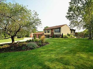 932 McElhaney Rd, Freedom, PA 15042