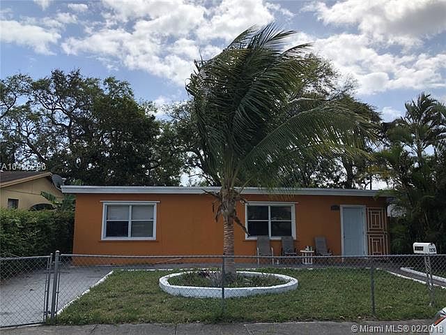 1st image of 1370 NE 153rd St