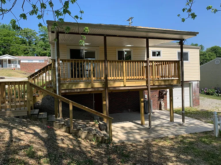 726 Vanderbilt Dr — Photo 21