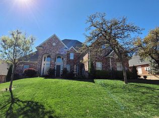 3905 Creek Bank Rd, Edmond, OK 73003