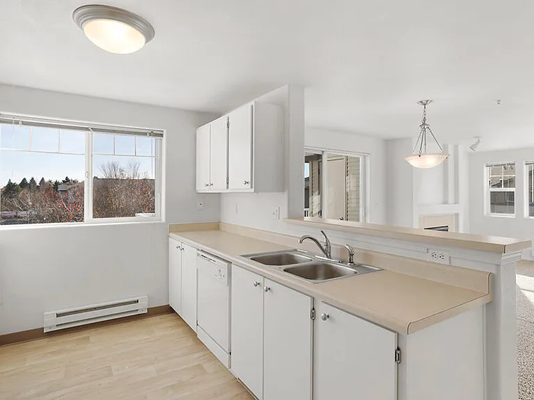 North Ridge Apartments — Photo 10