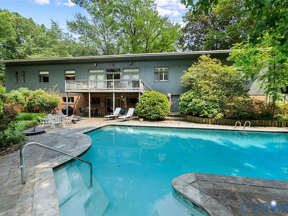 1st image of 314 Berwickshire Dr