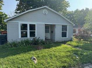 207 Hamilton St, Pekin, IL 61554