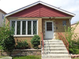 5718 S Menard Ave, Chicago, IL 60638