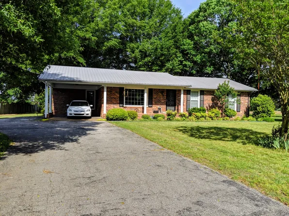 197 Percy Tucker Rd, Alamo, TN 38001