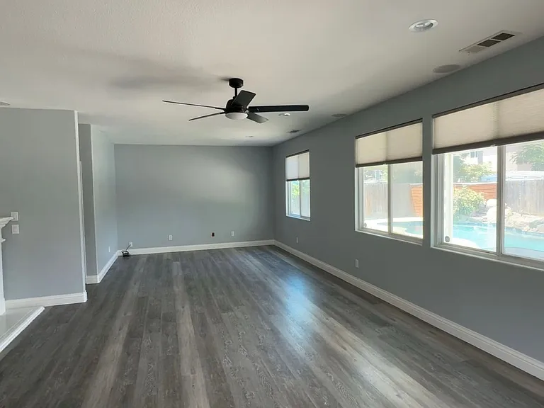 5812 W Perez Ave — Photo 4