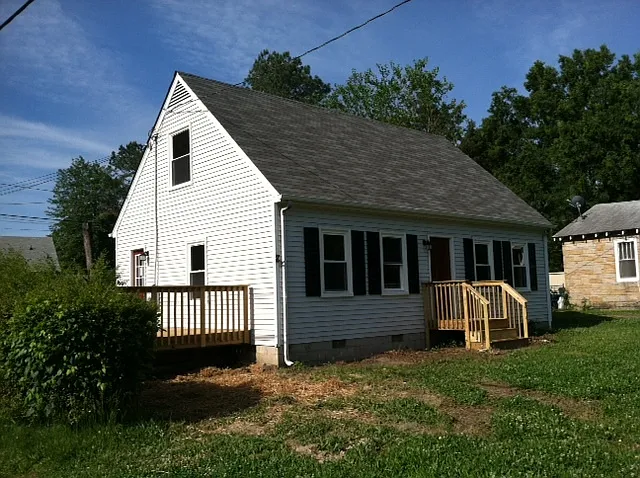 727 Savannah Ave — Photo 14