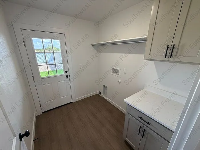 2 bed, 2.0 bath, $1,500 — Photo 2